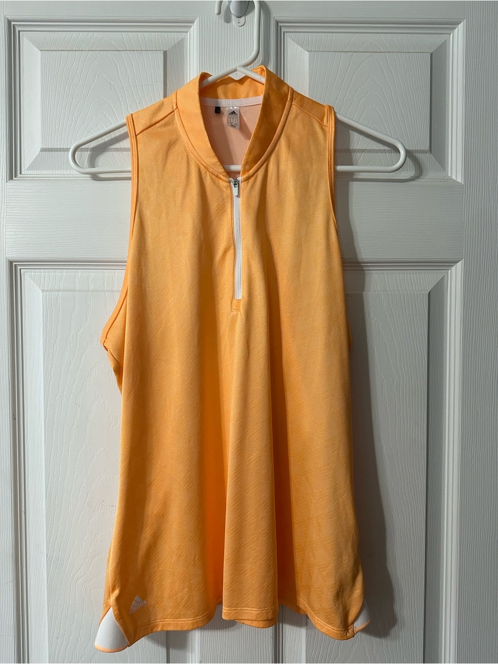 Nike Women’s Sleeveless Orange Zip-Front Golf Shirt